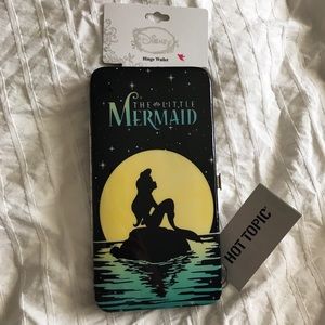 Little Mermaid Hinge Wallet 🧜🏼‍♀️